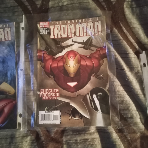 Comic Books - Picture 3 of 5